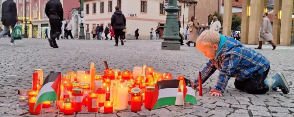 Prižig sveč in molitev žal nista dovolj