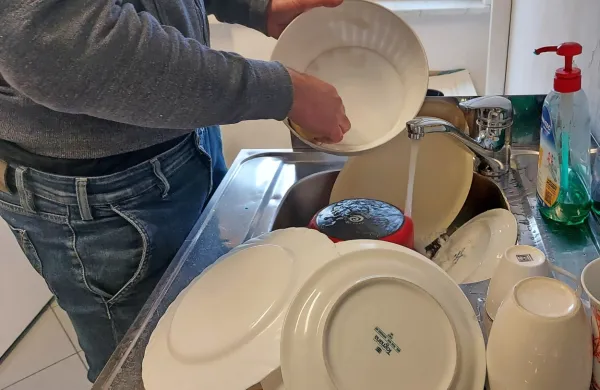 9100 uporabnikov v novogoriški mestni občine bo za vodarino in kanalščino letno plačalo približno 50 evrov 
manj, slabi  tretjini odjemalcev pa se bo strošek zvišal  za 22 evrov na leto.