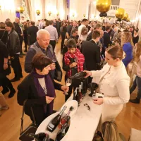 V dvoranah hotela Kempinski Palace je včeraj potekal priljubljeni Festival penin.