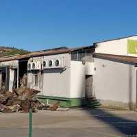 Po  prvih  ugotovitvah  je  v    lucijski Agrarii zagorelo  zaradi  stika na  
električni  napeljavi.  