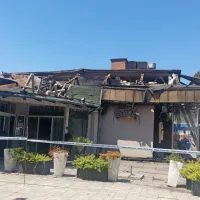 Sredi  julija  je požar  v  središču  Portoroža  gasilo  več  kot  sto  gasilcev,   
nastalo  naj  bi za  približno  tri  milijone  evrov  škode.  