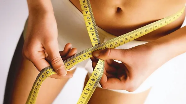 Strokovnjaki priporočajo, da po praznikih jemo več zelenjave, 
manj mesa in se odrečemo sladkarijam.