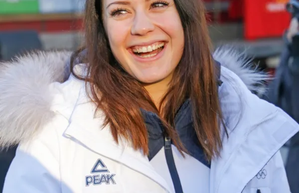 Ajdovka Andreja Slokar  se bo jutri skušala vmešati v boj za najvišja 
mesta.