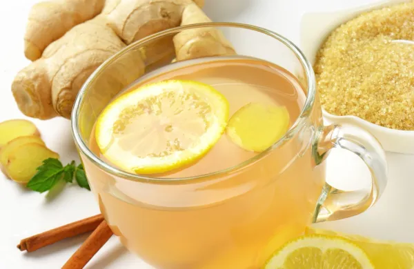 Limonin čaj z ingverjem je odličen za zdravje pa tudi za nego las in 
kože.