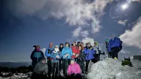 Pohod na Mali Golak ob polni luni pozimi je posebno doživetje, so 
se strinjali udeleženci, ki so se tja odpravili z vodnikom PD 
Ajdovščina. 