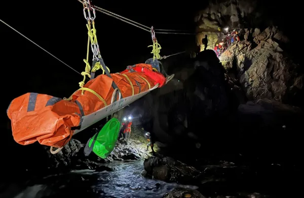 V Škocjanskih jamah niz nesreč, a k sreči le za vajo