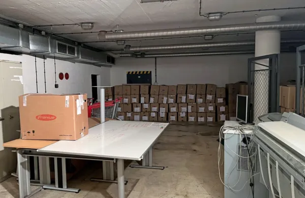 Zaklonišče v Šalari je zasebno, potrdilo o ustreznosti je bilo izdano 
leta 2007, torej ne velja več. Trenutno se zaklonišče uporablja kot 
depo. 
