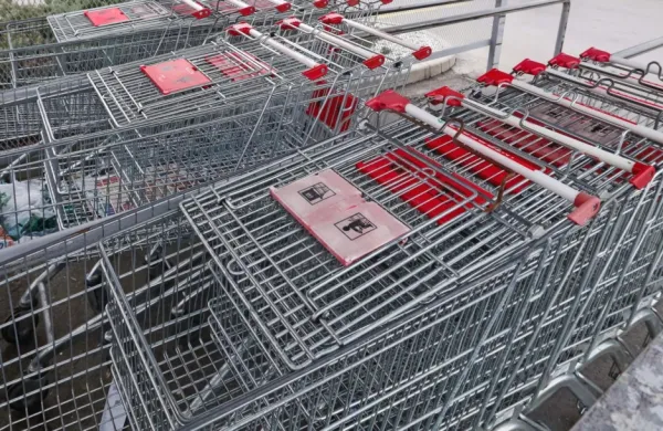 Na Hrvaškem se pojavljajo pozivi k enodnevnemu bojkotu trgovin.