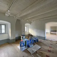 Večina notranjih del je končanih, kmalu bo na vrsti opremljanje 
prostorov.