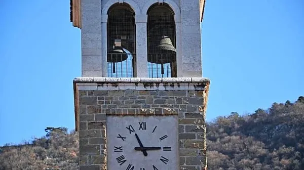 Zvonik cerkve sv. Urha v Dolini