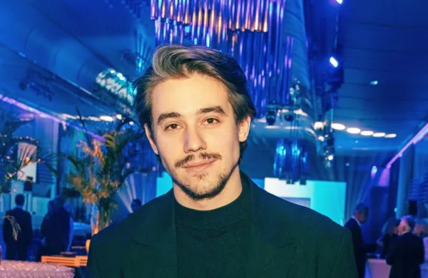 Najraje spi v domači postelji