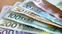 Po rekordnem letu 2024, ko so delnice razvitih trgov, plemenite 
kovine in predvsem kriptovalute močno zrasle, nekateri napovedujejo, da se aktualni bikovski borzni cikel očitno bliža 
zgornjemu robu.