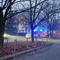 (POŽAR V DOMU) UKC: V požaru en dijak huje po&scaron;kodovan z opeklinami po večjem delu telesa