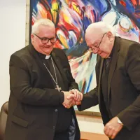 Novi koprski škof bo prejel škofovsko palico