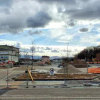 Tudi Gorica hiti s pripravami -  na območju Rdeče hiše pri nekdanjem mejnem prehodu Rožna Dolina bodo večji koncerti. 