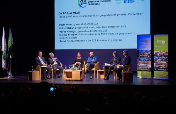 Na okrogli mizi so  ocenili napredek po letu dni od sprejetja skupne  Lipiške izjave treh primorskih zbornic.

