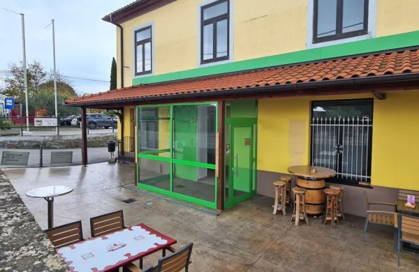 Predvidoma maja bo trgovina v Marezigah znova odprla vrata. 