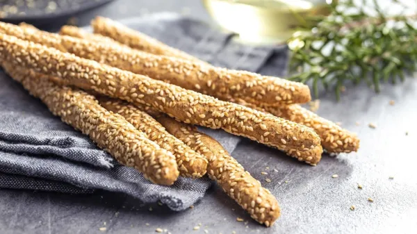 Sezamova semena lahko uporabite pri peki, pripravi juh, prilog, 
mesa, solat, testenin ...