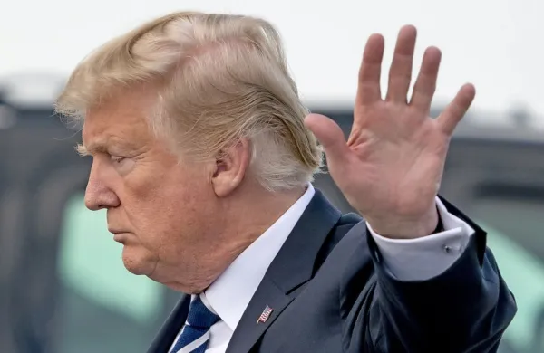 Donald Trump želi Evropski uniji prodati več ameriškega blaga in 
otežiti evropski izvoz v ZDA. 