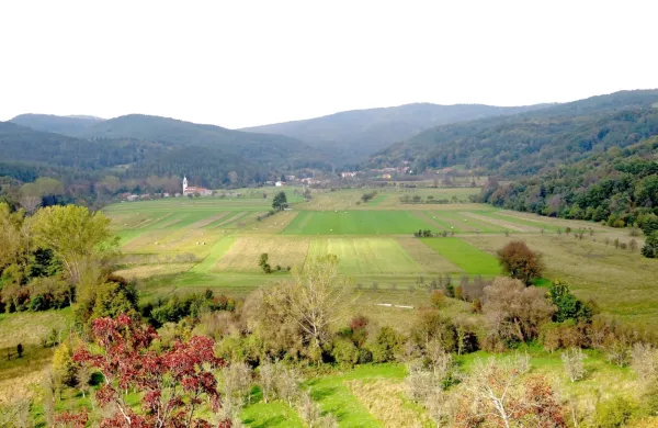 V kategoriji narava in krajina je destinacija Kras-Brkini ob zadnjem 
ocenjevanju prejela visoke ocene.