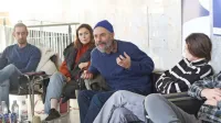 Tomi Janežič z ekipo pripravlja 12 predstav, ki jih bodo zlasti v Novi Gorici, nekatere pa tudi drugod, odigrali pod okriljem GO! 2025 vse leto. 