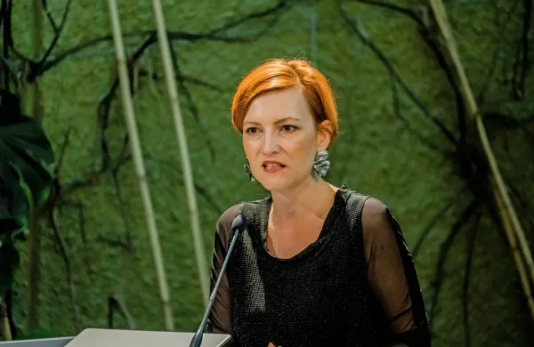 Ministrica za kulturo Asta Vrečko