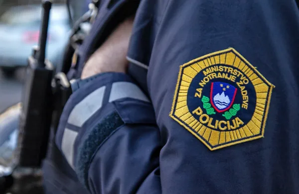 Neznanci po&scaron;kodovali bankomat v Bukovici
