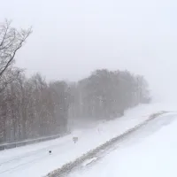 Sneg pobelil vi&scaron;je ležeče dele Primorske (FOTO)