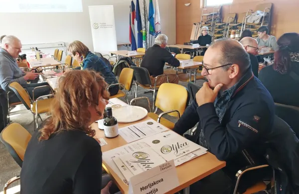 Za več lokalno pridelane hrane na trgovskih policah in jedilnikih vrtcev, &scaron;ol, gostincev