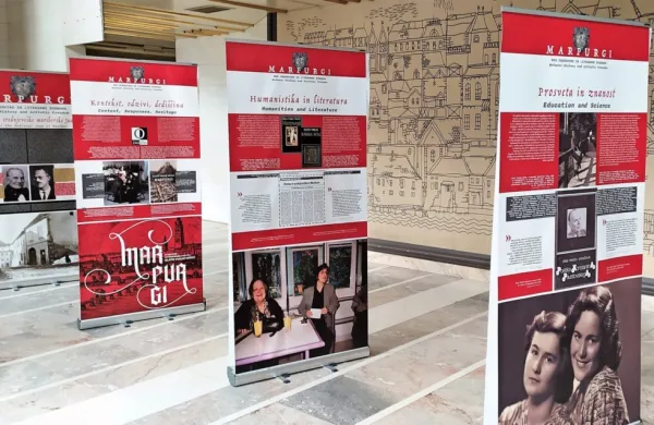 V avli tržaškega gledališča bodo ob marčevski premieri drame 
Življenje v teatru odprli  razstavo Marpurgi: med zgodovino in 
literarno svobodo. 