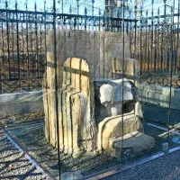 Vojvodski prestol je drugo poglavje ustoličevanja koroških voditeljev, ko je slovenski živelj že bil podrejen habsburškim 
vladarjem. Uporabljali so ga do leta 1651, že 170 let pa je zaščiten 
spomenik.