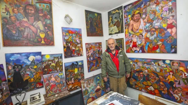 Milan Obradovič - Karp v zavetju svojih slik.