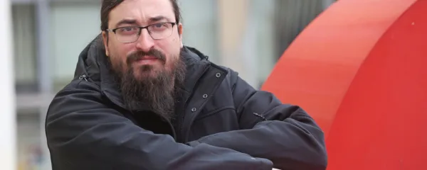 (INTERVJU) Predsednik Piratov Jasmin Feratović: “Za res temeljito razogljičenje Slovenije je jedrska energija nujna”
