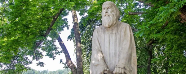  Trubarjeva izobrazba je bila močno zaznamovana z renesančnim 
humanizmom, ki ga je spoznaval v Trstu pod mentorstvom škofa 
Bonoma.