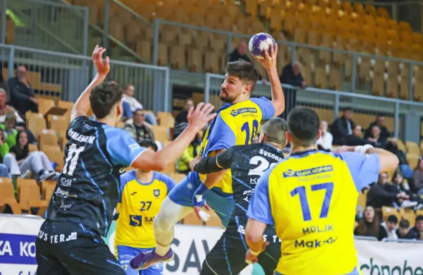 Koprčane na Bonifiki porazili rokometa&scaron;i Slovenj Gradca