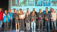 Športniki leta 2024 občine Idrija z županom Tomažem Vencljem in 
predsednikom ŠZ Davidom Velikanjetom, a brez a Adama Gnezda 
Čerina