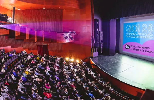 Učenci osnovnih šol z obeh strani meje so uživali na filmskem 
dogodku Kino je naš magnet.