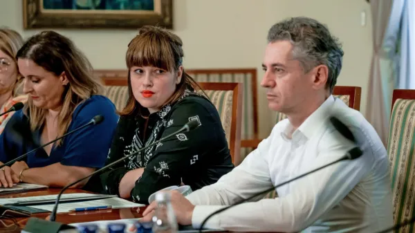 Strateškemu svetu za preprečevanje sovražnega govora predseduje Nika Kovač.