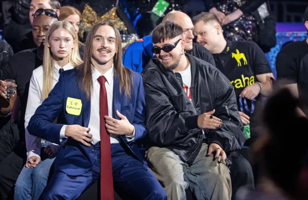 Številni v Italiji so   ogorčeni nad raperjem s pravim imenom Tomas 
Tammemet (levo).