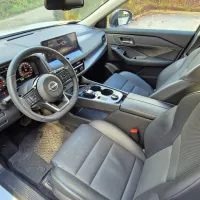  Notranjost je ergonomsko dobro zasnovana, predvsem pa bodo 
uporabniki cenili enostavnost uporabe.