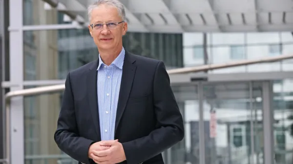 (INTERVJU) Igor Lukšič: “Golob bo na levi sredini zmagal in spet sestavil vlado”