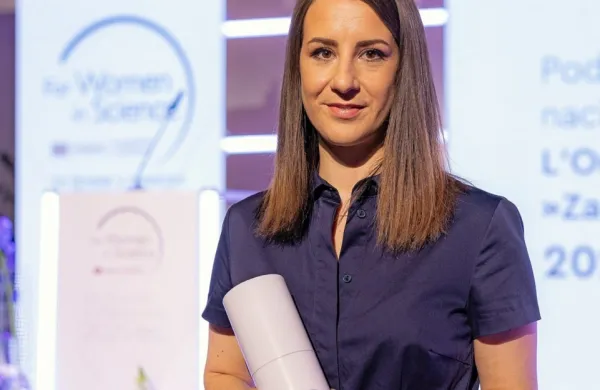Manca Peskar  je prejela nagrado programa L'Oréal-Unesco “Za 
ženske v znanosti”. (foto: Program L'Oréal-Unesco “Za ženske v 
znanosti”)  