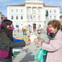 Cvetoči Tartinijev trg navdu&scaron;il obiskovalce (FOTO+VIDEO)
