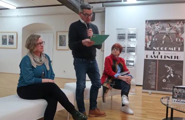 O prevodu knjige so spregovorili novinarka Majda Širca, programski vodja GO!2025 Stojan Pelko in prevajalka Daša Perme Jurjavčič. 

