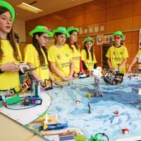 V Kopru mladi danes i&scaron;čejo re&scaron;itve s pomočjo robotov (FOTO)