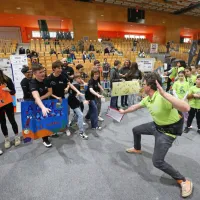 V Kopru mladi danes i&scaron;čejo re&scaron;itve s pomočjo robotov (FOTO)