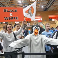 V Kopru mladi danes i&scaron;čejo re&scaron;itve s pomočjo robotov (FOTO)