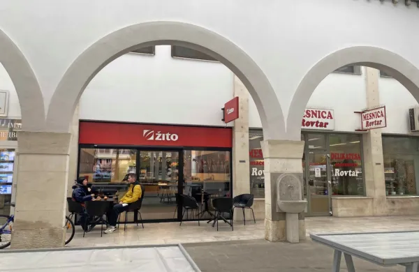 Žito je v Kopru edini ponudnik študentske prehrane,  ki študentski 
obrok nudi povsem brez doplačila.