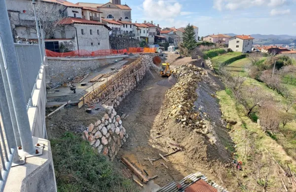 Parkirno stisko v Šmartnem bodo letos le delno omilili