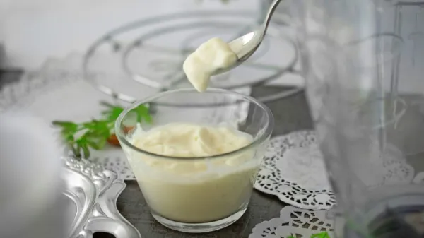 Jogurt je odličen vir kalcija, fosforja, vitamina B2 in joda.